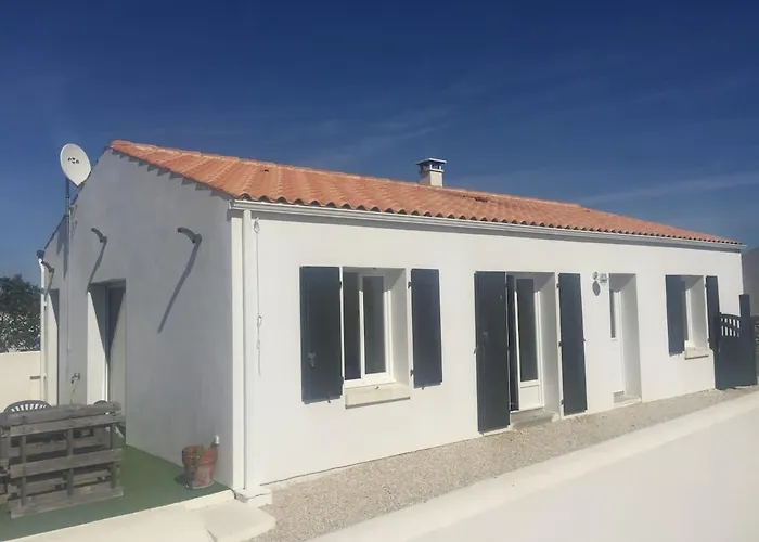 Escapade A Chaucre - St Georges - Maison Plain Pied - 3 Chambres - 7 Couchages