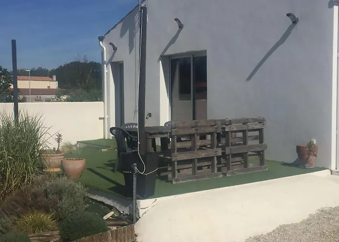 Escapade A Chaucre - St Georges - Maison Plain Pied - 3 Chambres - 7 Couchages